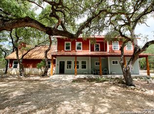 905 Falling Water Dr, Spring Branch, TX 78070