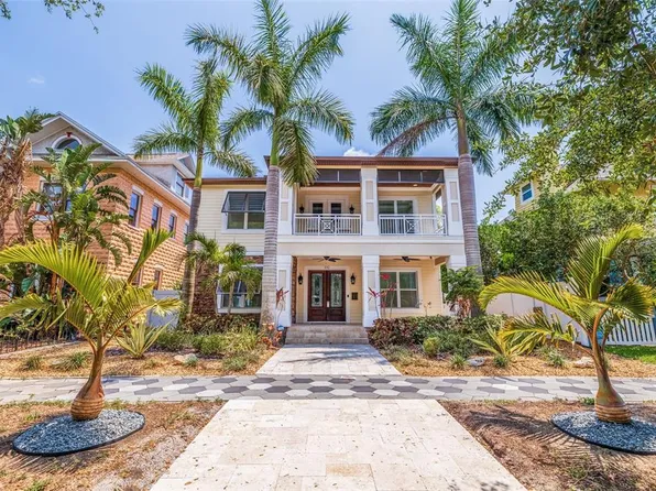 310 8th Ave N, Saint Petersburg, FL 33701