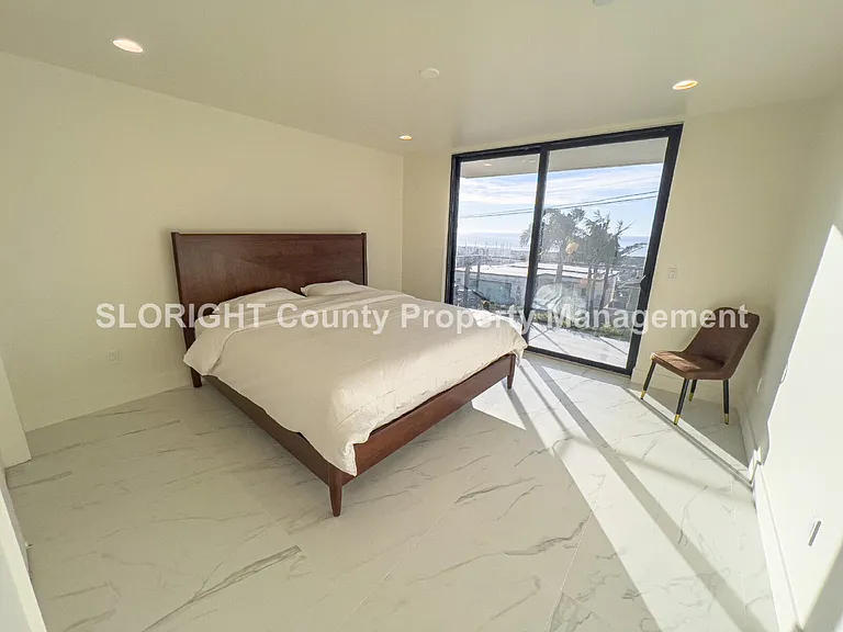 2670 Laurel Ave — Photo 18