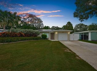 1909 Ridgewood Dr, Clearwater, FL 33763