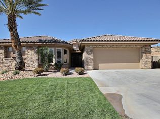 1028 Crest View Dr, Mesquite, NV 89027