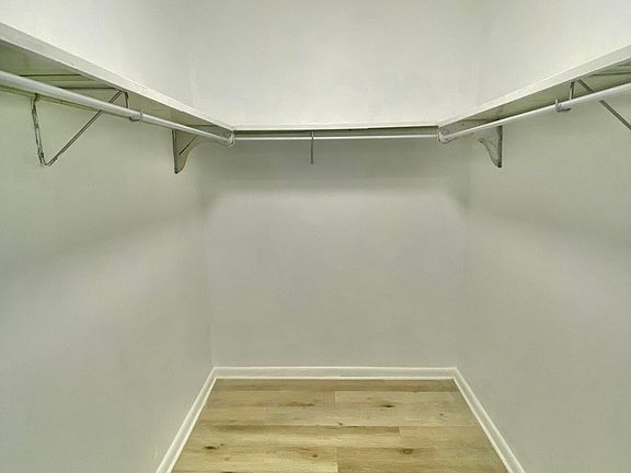 4th image of 200 Waterway Dr S APT 208