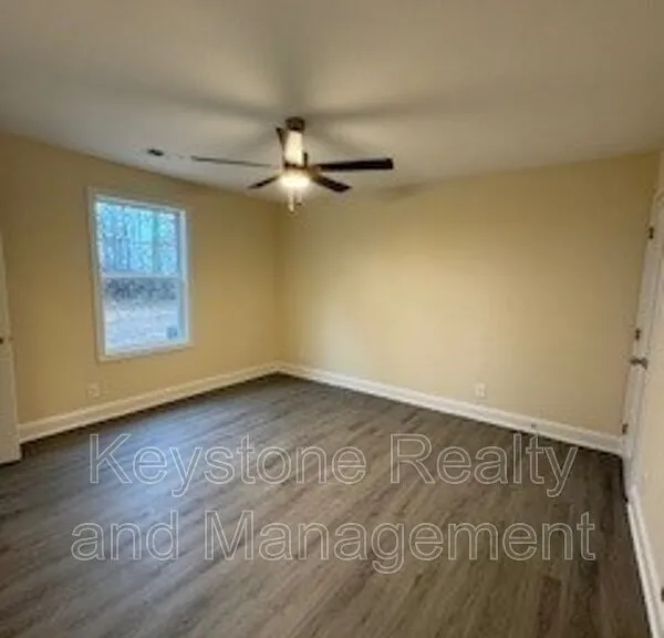 101 Mace Ln #B — Photo 6