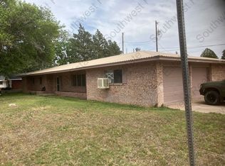 141 Texas Dr, Portales, NM 88130