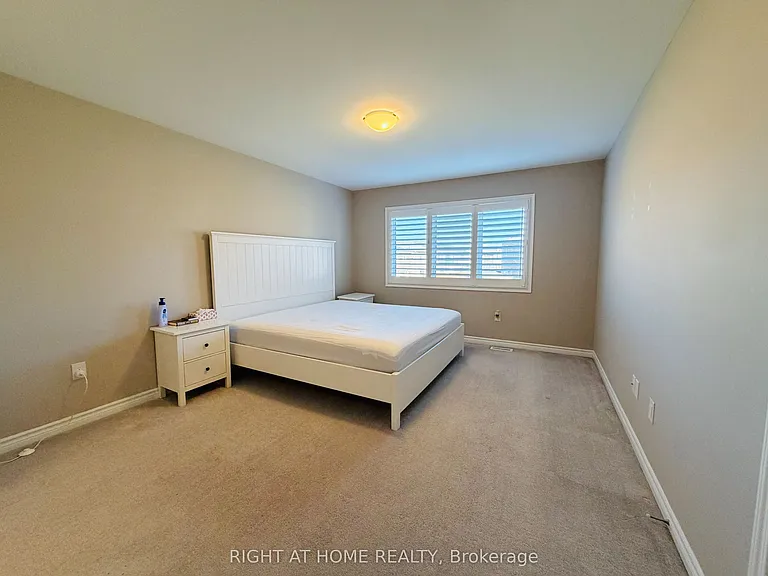 567 Bellflower Ct — Photo 12