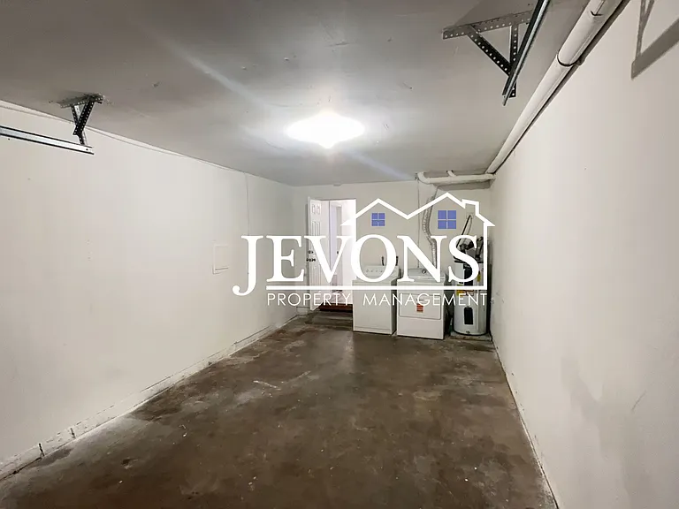 2414 N St NE #C — Photo 9