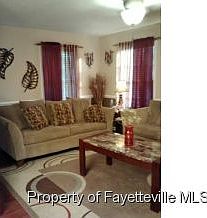 3rd image of 2955 Peacock St