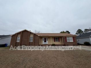 1863 Windlock Dr, Fayetteville, NC 28304