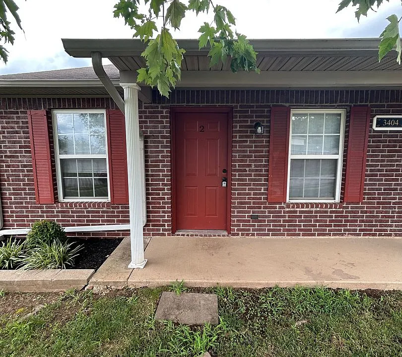 3404 SW Landau Ct #1 & Apt 2