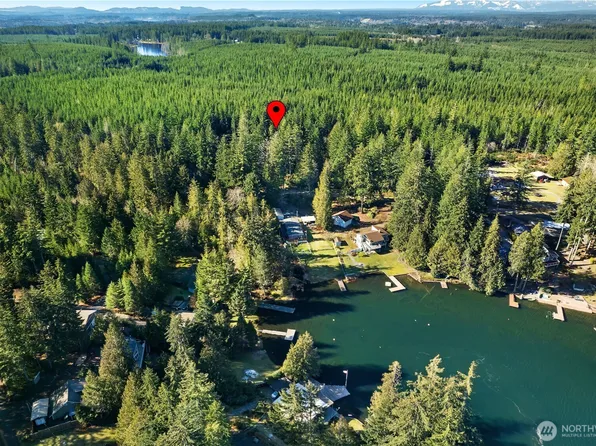 1651 E Phillips Lake Loop Road, Shelton, WA 98584