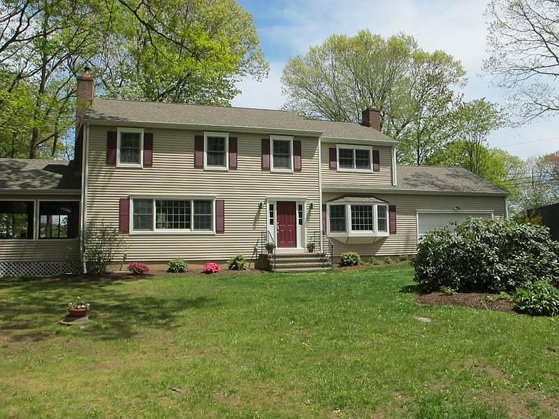 Five Bedroom Light and Bright Colonial