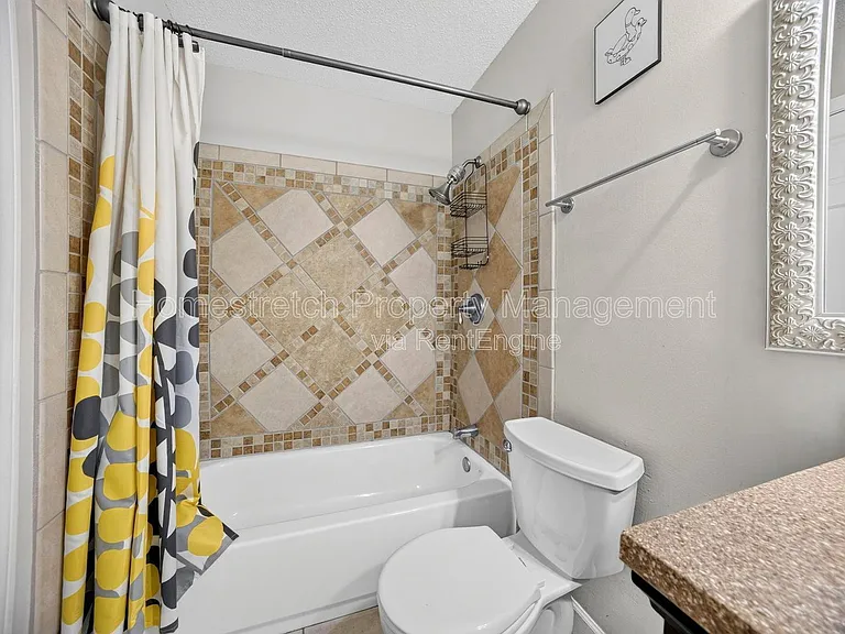 10608 Canter Way — Photo 32