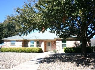 3450 Cedarhill Dr, San Angelo, TX 76904