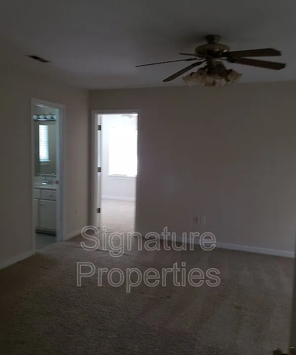 9234 Fair Hill Ct