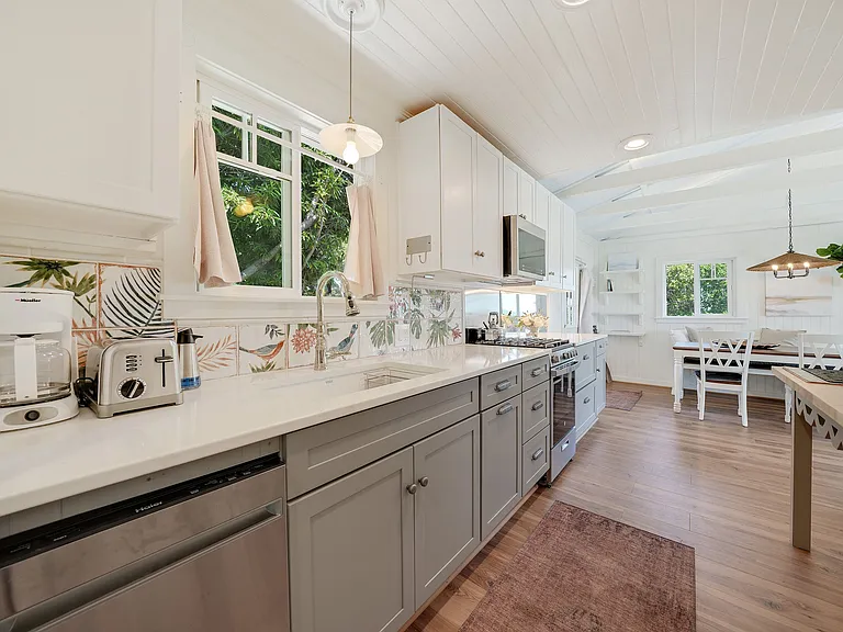 95 Mistletoe Ln #A — Photo 12