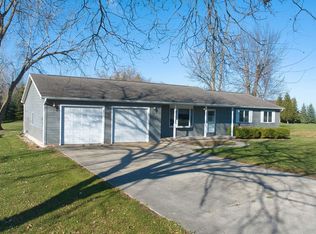 1975 N Jones Rd, Essexville, MI 48732