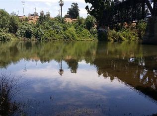 8906 Kings River Rd, Reedley, CA 93654