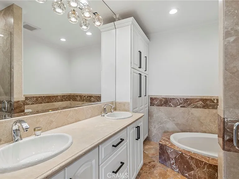 1516 Pacific Coast Hwy #304 — Photo 15