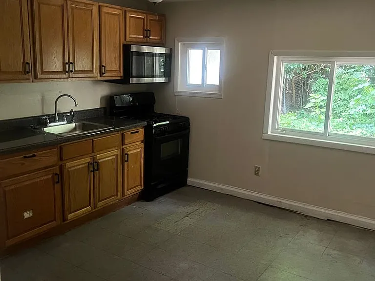 405 E Rittenhouse St — Photo 7