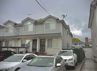 349 Harbor Rd, Staten Island, NY 10303