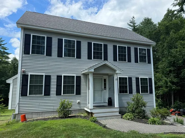 12 Mayas Way, Newmarket, NH 03857