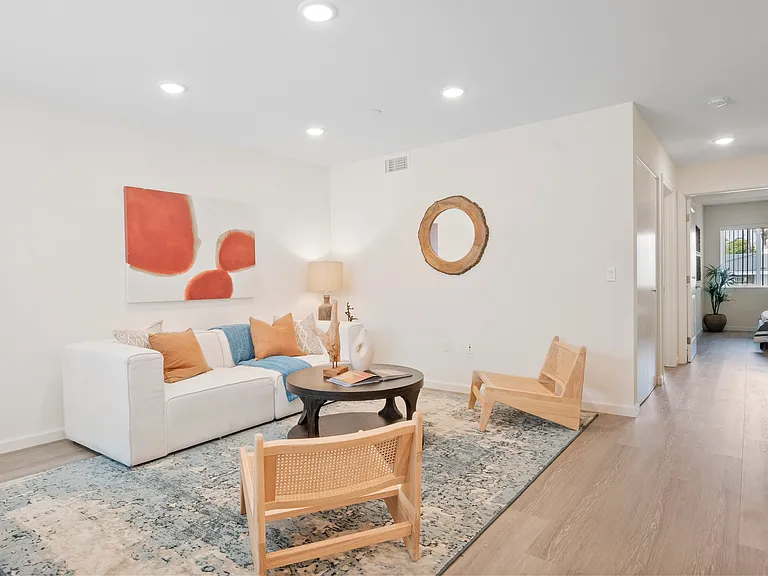 Villas by the Sea - Pacific Beach's Newest Community! — Photo 14