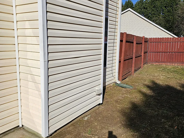 1529 Sydney Pond Cir — Photo 38