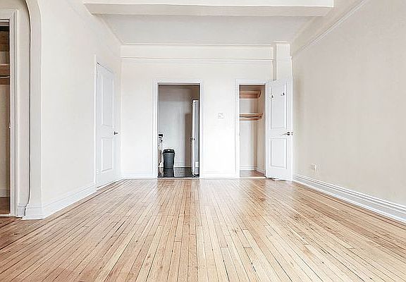4th image of 166 2nd Ave APT 11g
