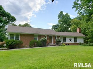 801 Highview Rd, East Peoria, IL 61611