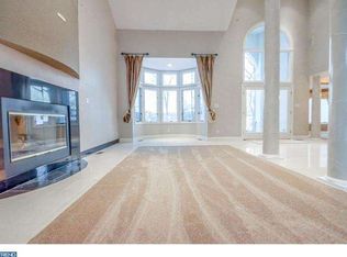 204 Scarlet Oak Rd, Turnersville, NJ 08012