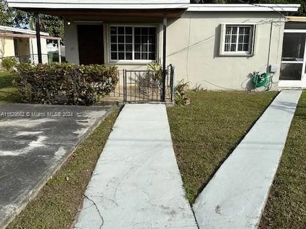 371 E 50th St, Hialeah, FL 33013