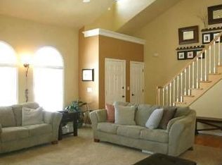 1072 Goldenrod Dr, Appleton, WI 54914