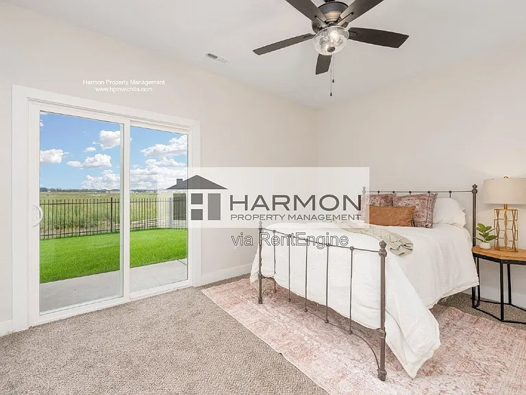 2112 N Reece Rd — Photo 8