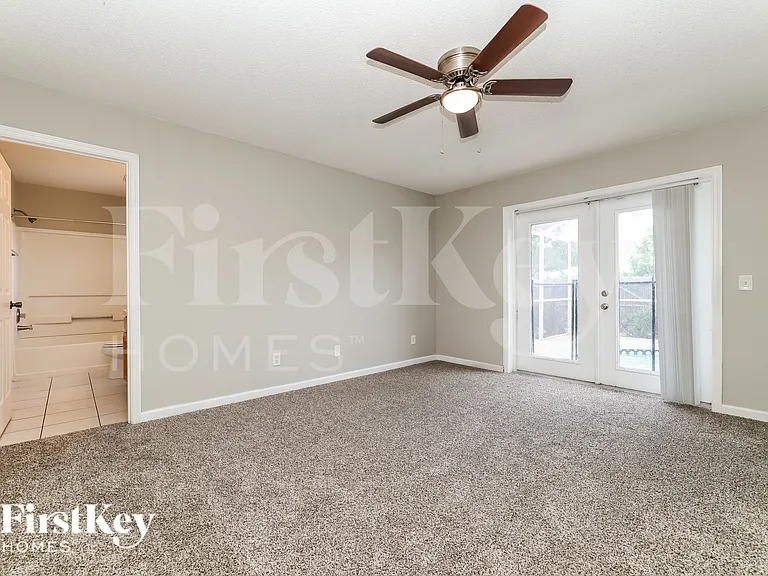 11764 Shirburn Cir — Photo 6