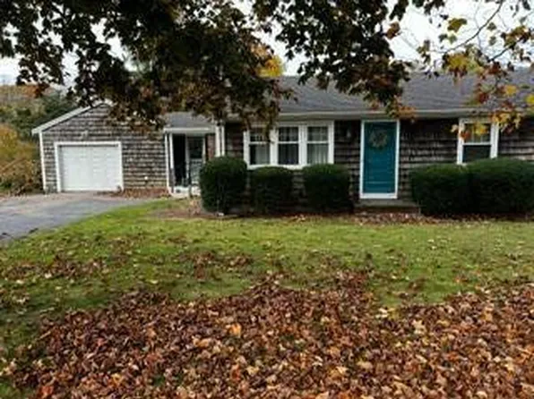 30 Old Barnstable Road, East Falmouth, MA 02536