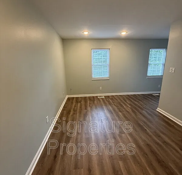 631 Quincy St #E — Photo 2