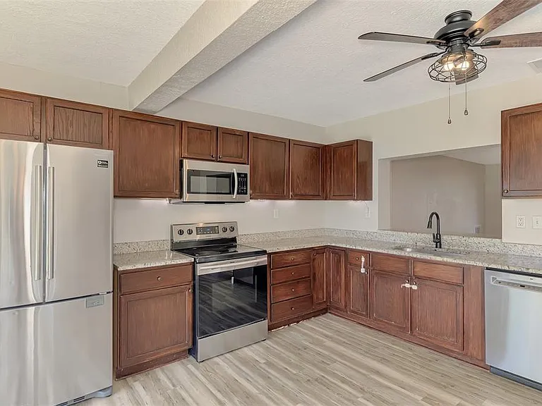 5520 Hayden Blvd — Photo 20