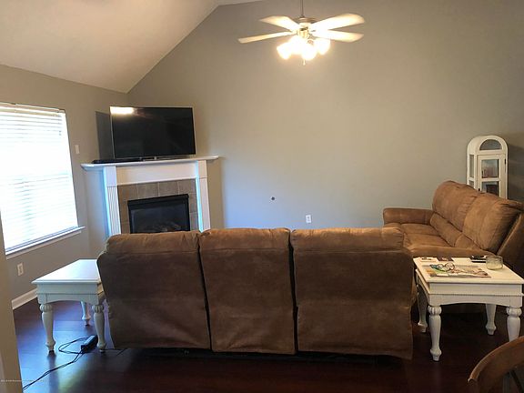 5th image of 941 Trafalgar Dr
