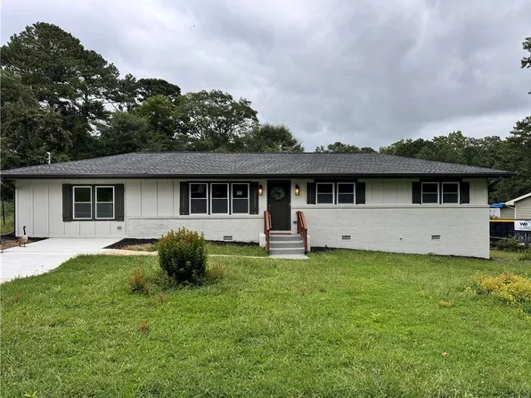 5981 Pisgah Rd, Mableton, GA 30126