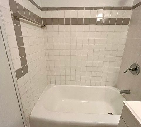 4th image of 14945 Northern Blvd APT 4W