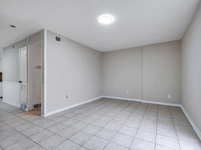 1803-1835 Cedar Heights Dr — Photo 19