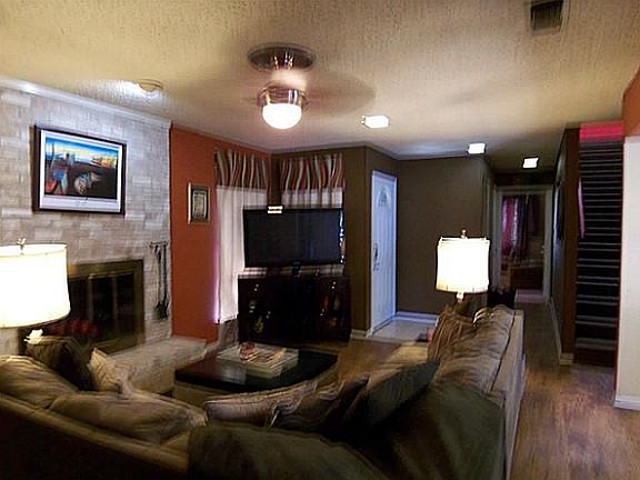 2nd image of 1615 Trailridge Dr