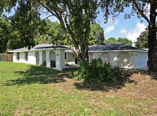 566 Lagoon Oaks Dr, Panama City Beach, FL 32408