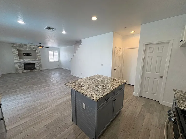 3726 N Shady Ct — Photo 31