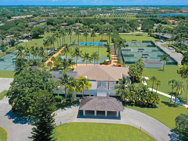 13224 Polo Club Rd #A103 — Photo 39