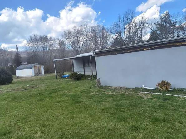 2413 Big Hill Rd, Berea, KY 40403