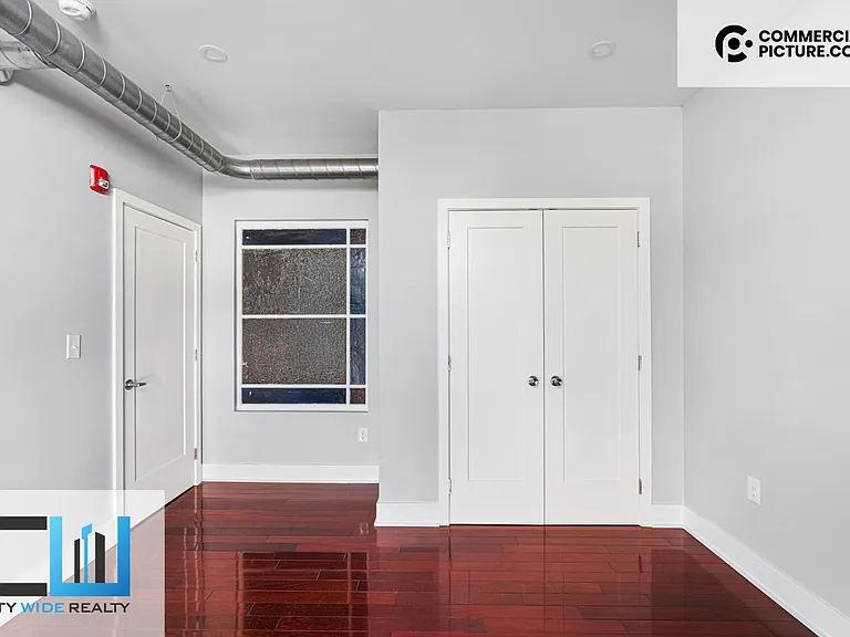302 Richmond St #16A — Photo 9