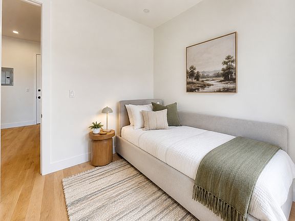 5th image of 56-34 Myrtle Ave #2E