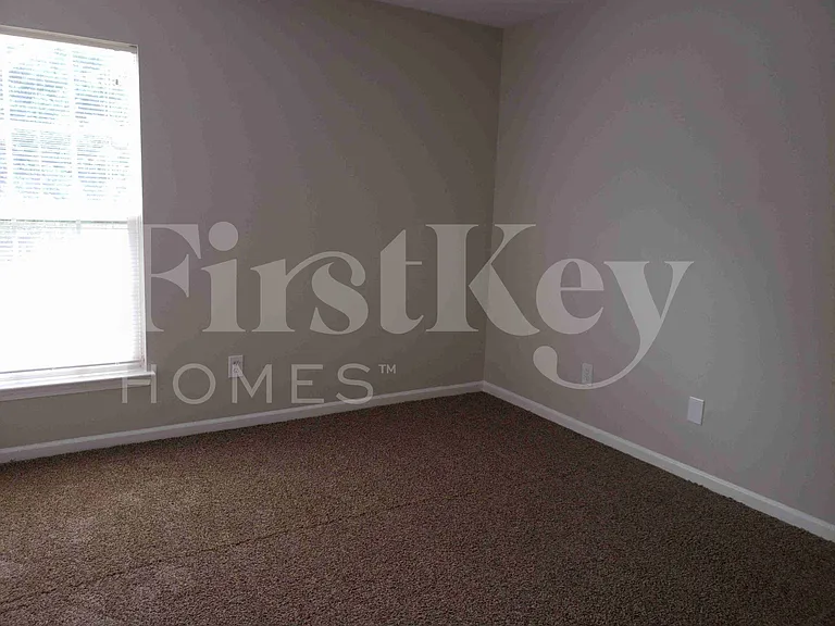3760 Thornaby Cir — Photo 23