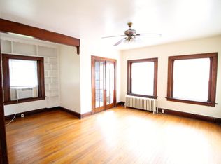 1560 7th Ave APT 1W, Moline, IL 61265